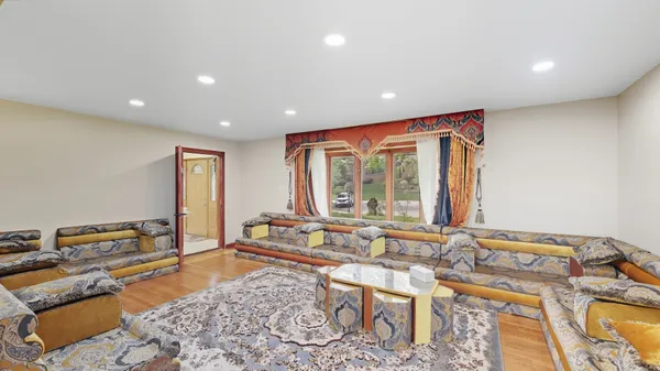 $579,000 | 12815 Seneca Drive, Palos Heights, IL 60463