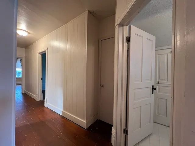 $900 | 420 1/2 Lake Shore Drive West, Ashland, WI 54806