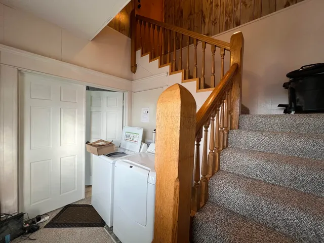 $900 | 420 1/2 Lake Shore Drive West, Ashland, WI 54806