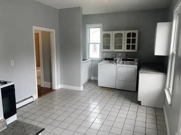 $645,000 | 355 Medford Street, Unit 1, Somerville, MA 02145