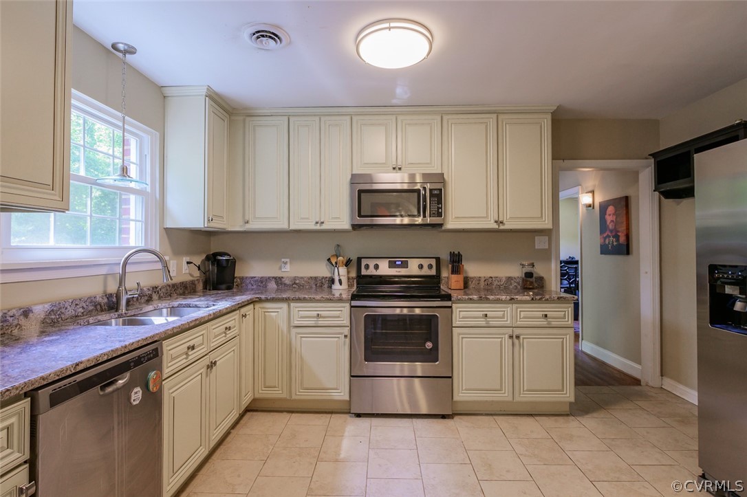 3215 Pemberton Road Henrico, VA 23233 - Photo 18 of 39