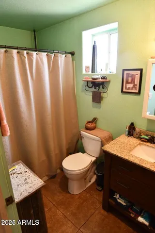 $250,000 | 653 East Border Road, Bisbee, AZ 85603