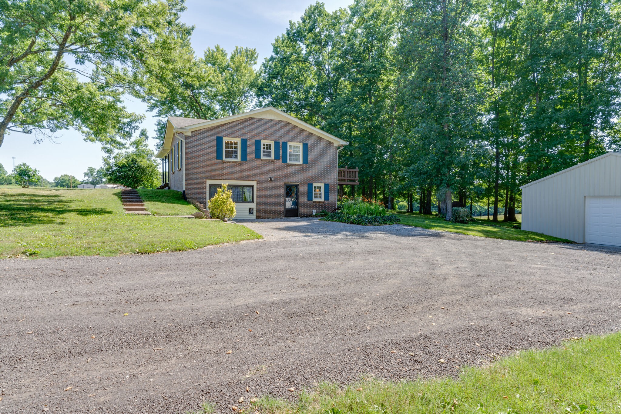 1040 Harve Brown Road Bethpage, TN 37022 - Photo 2 of 44 Gallery Image 2