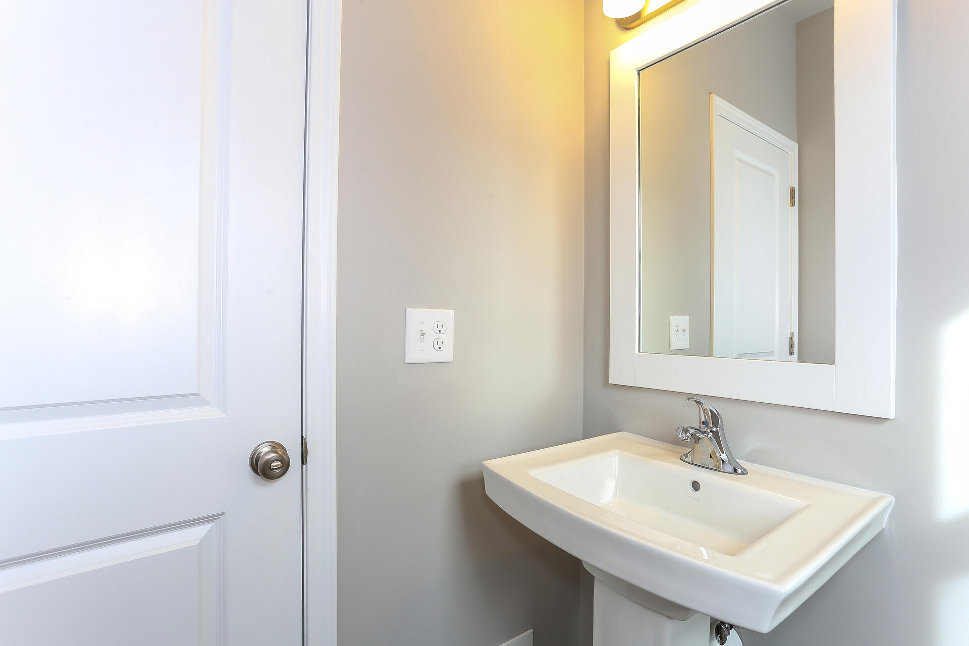 3233 Railtown Road Caledonia, MI 49316 - Photo 13 of 32 11-Powder Room AOK187-E2390-1