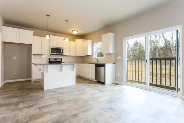 $569,900 | 3233 Railtown Road, Caledonia, MI 49316