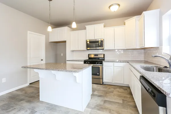$569,900 | 3233 Railtown Road, Caledonia, MI 49316