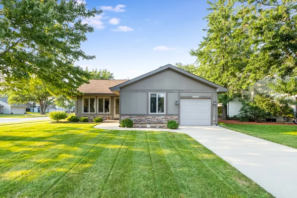 $385,000 | 13754 West Birchwood Drive, Homer Glen, IL 60491