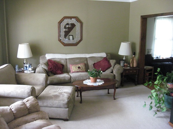 17 Walnut Street Ware, MA 01082 - Photo 9 of 30 Gallery Image 9