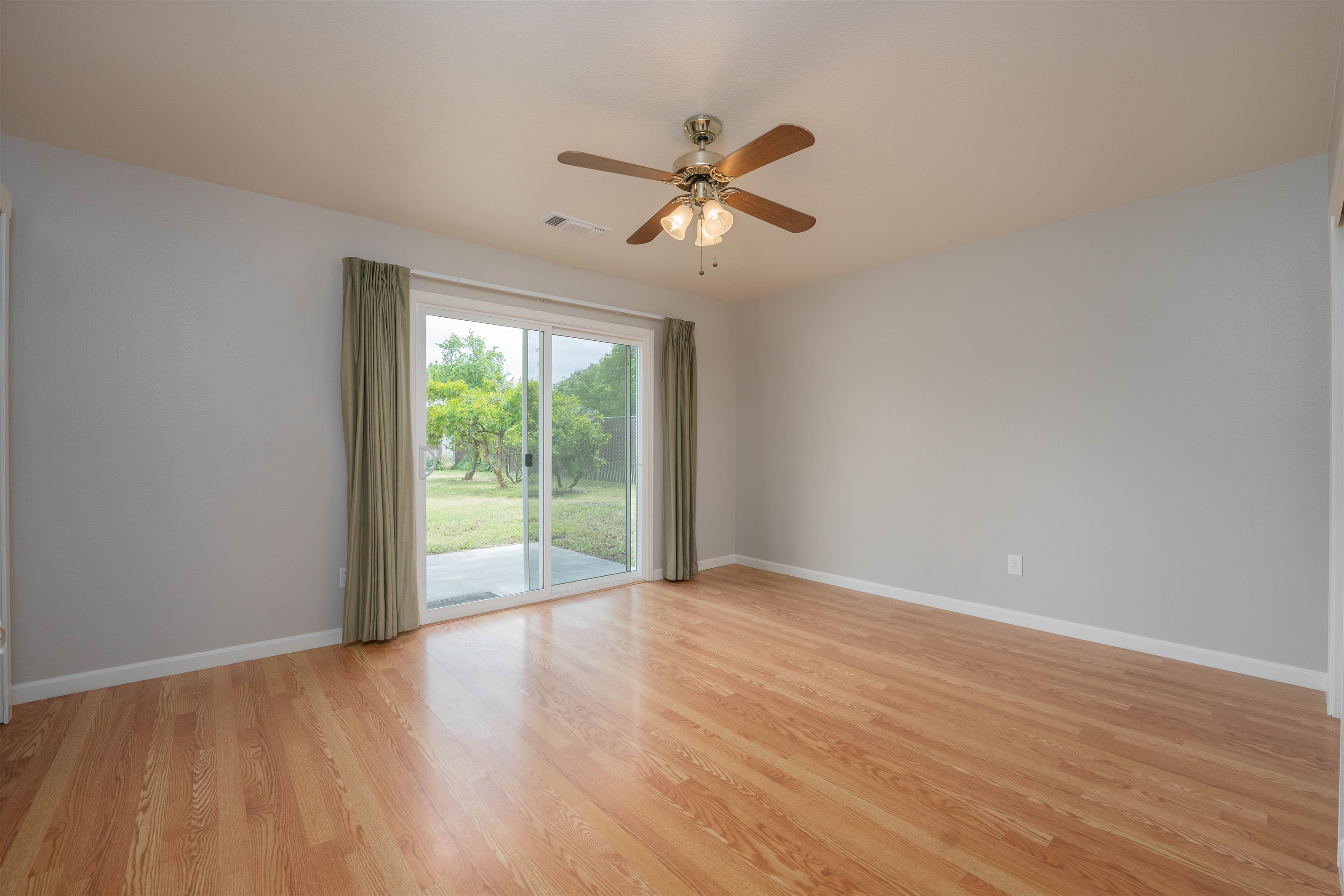 22015 Riverside Avenue Red Bluff, CA 96080 - Photo 19 of 31 Gallery Image 19