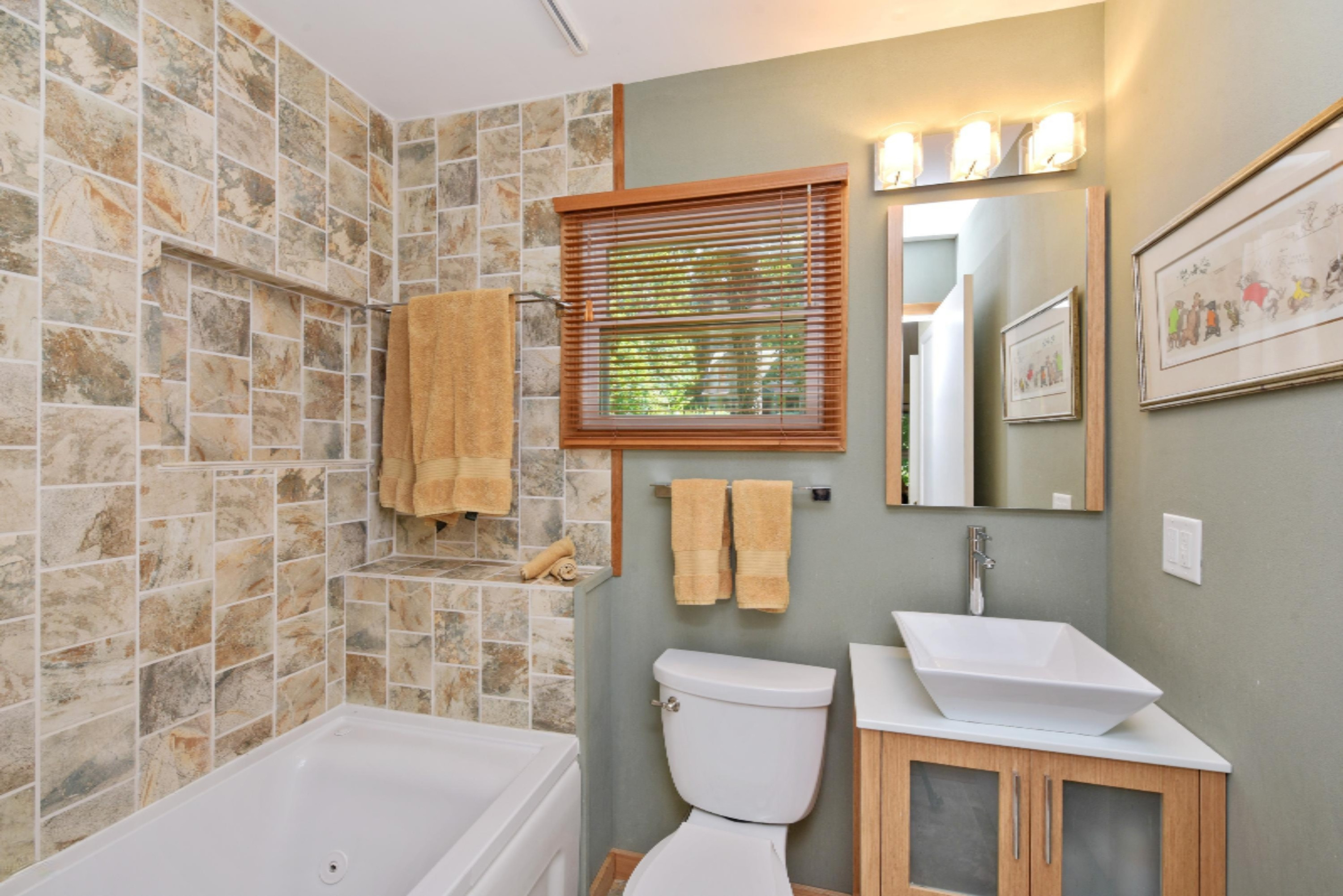 15236 Lakeshore Road Lakeside, MI 49116 - Photo 17 of 23 12_15236LakeshoreRd_8_Bathroom_HiRes