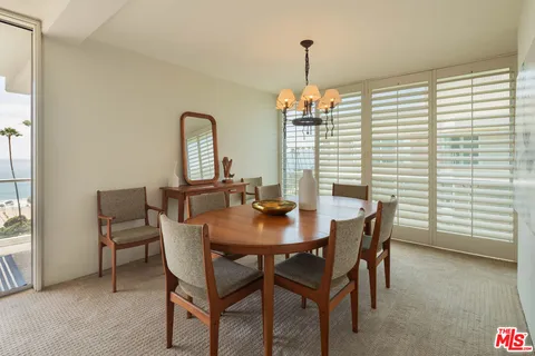 $2,900,000 | 535 Ocean Avenue, Unit 8A, Santa Monica, CA 90402