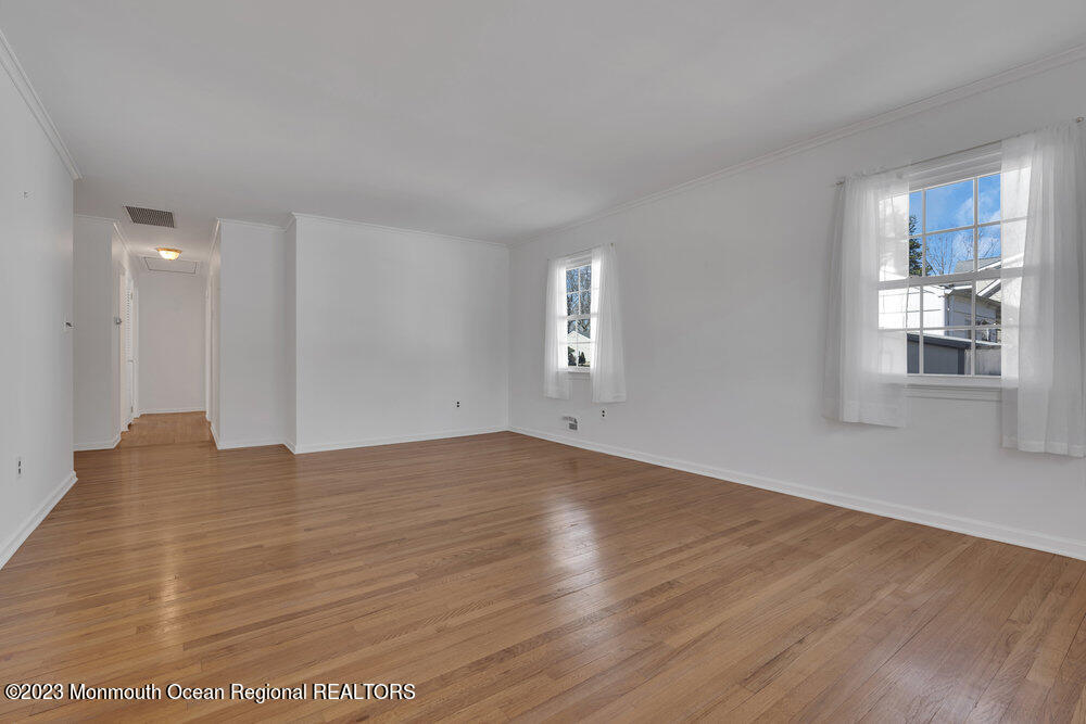 309 Eastham Road Point Pleasant, NJ 08742 - Photo 22 of 34 023_dsc08982