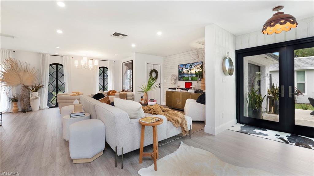 230 Georgetown Boulevard, Unit 45 Naples, FL 34112 - Photo 3 of 33