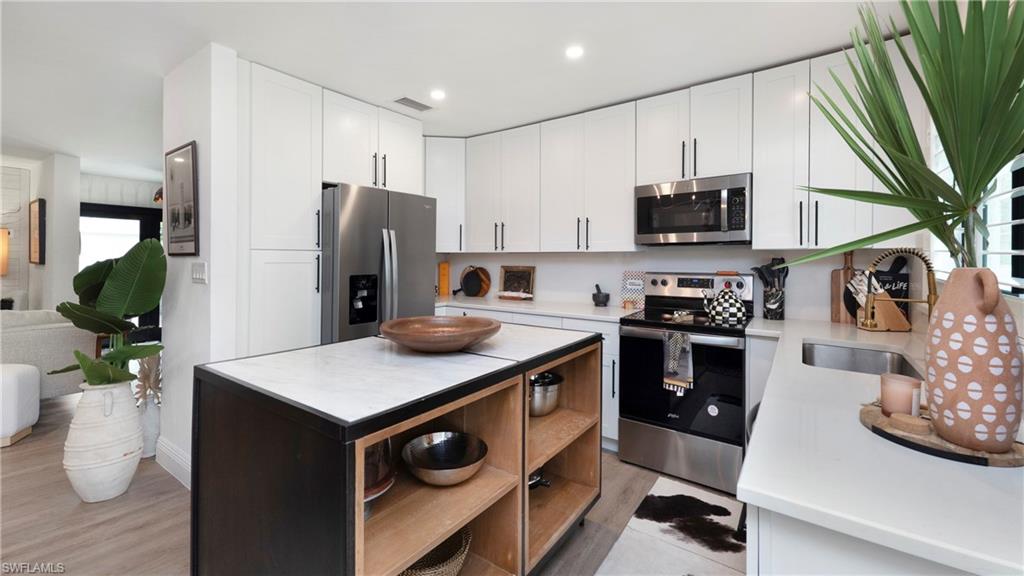 230 Georgetown Boulevard, Unit 45 Naples, FL 34112 - Photo 10 of 33