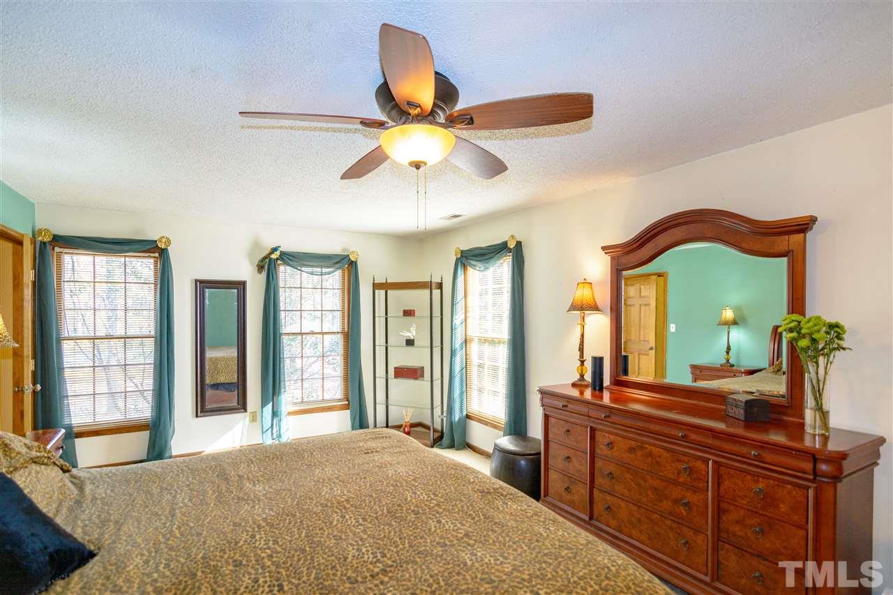 709 Lanham Place Raleigh, NC 27615 - Photo 14 of 25