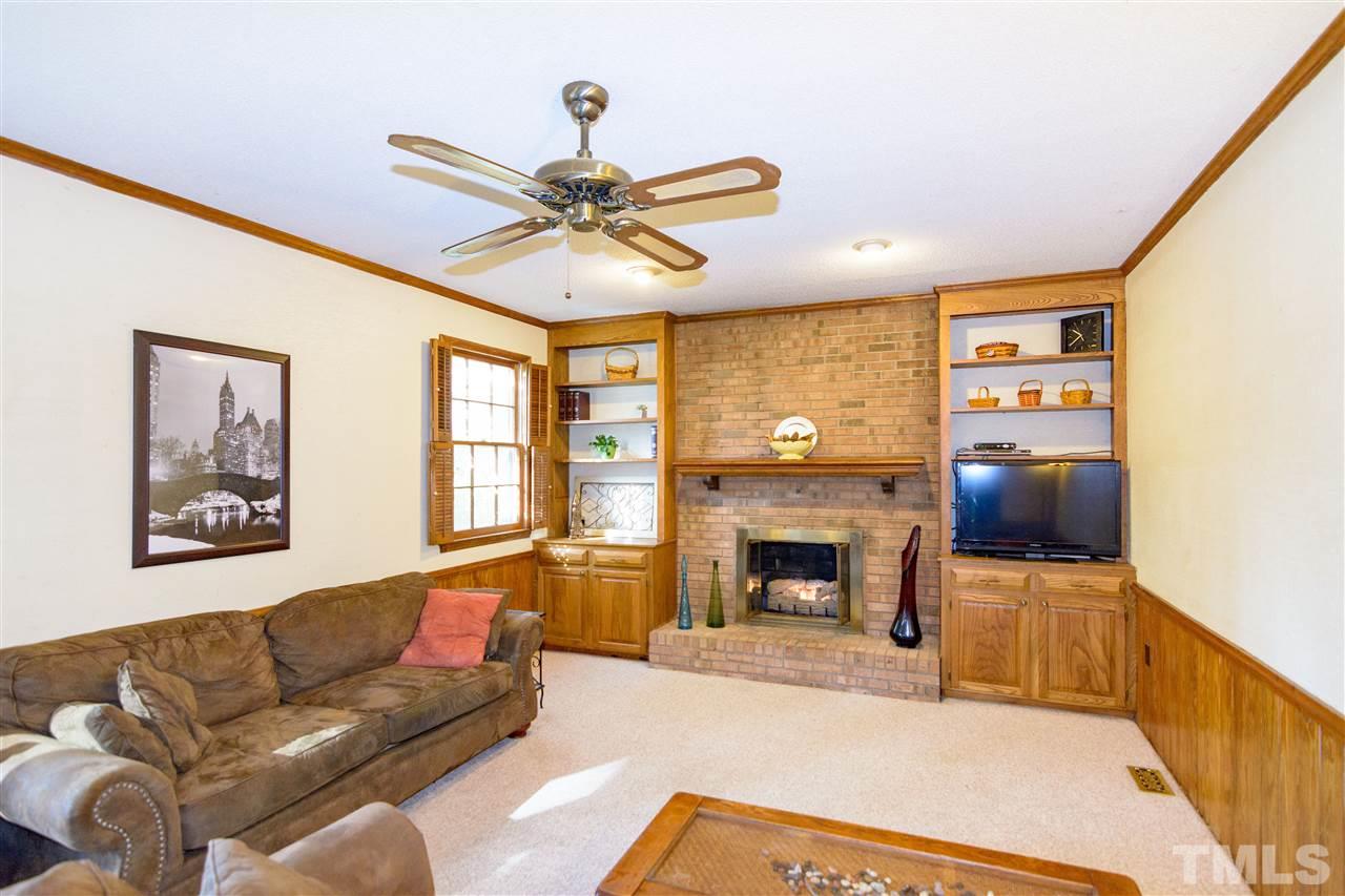 709 Lanham Place Raleigh, NC 27615 - Photo 7 of 25