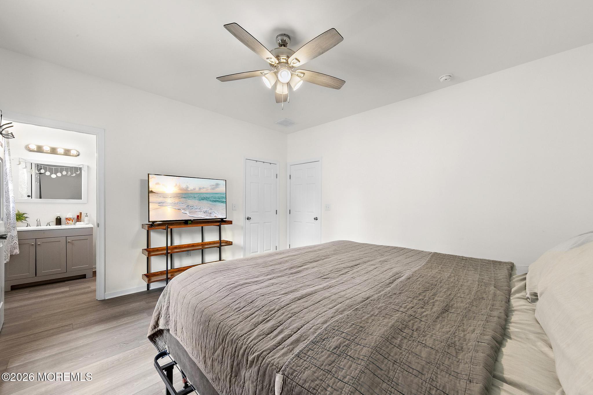 413 South Green Street Tuckerton, NJ 08087 - Photo 25 of 42 owners suite 2