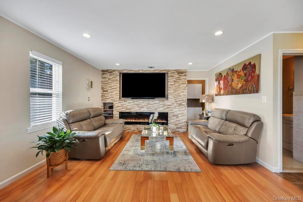 4312 Ava Road Bethpage, NY 11714 - Photo 12 of 32