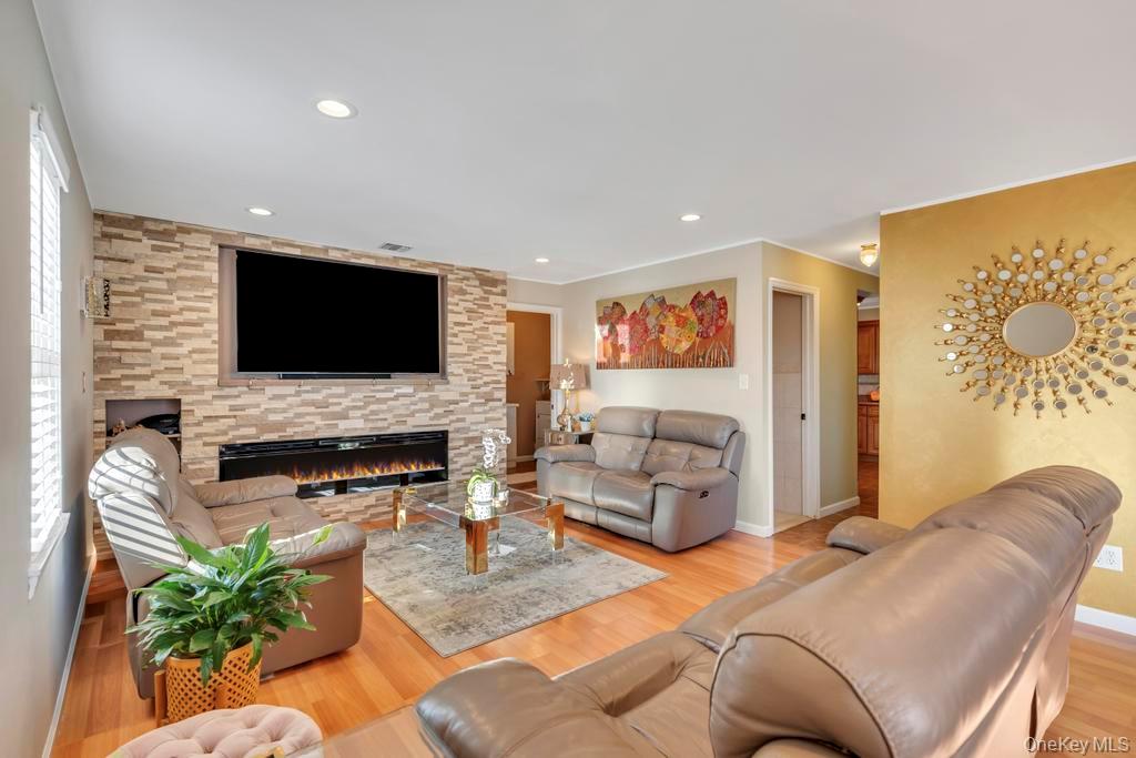 4312 Ava Road Bethpage, NY 11714 - Photo 13 of 32