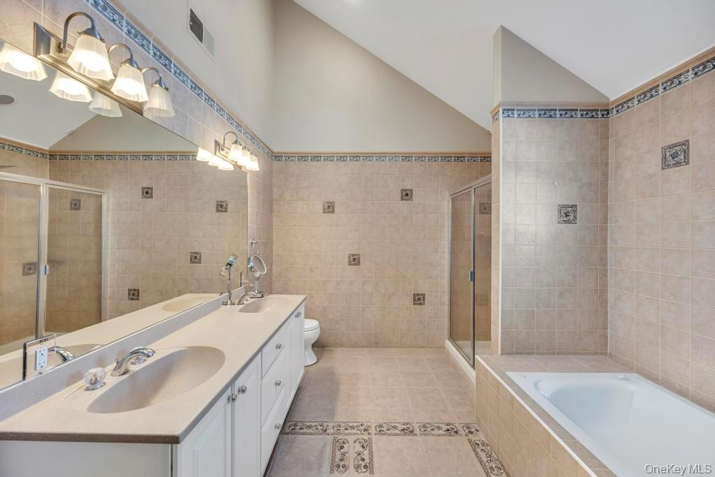 4312 Ava Road Bethpage, NY 11714 - Photo 23 of 32