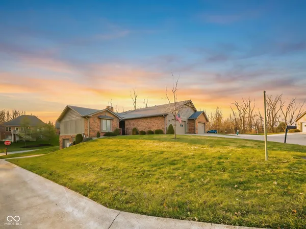 $295,000 | 223 Somerville Road, Anderson, IN 46011