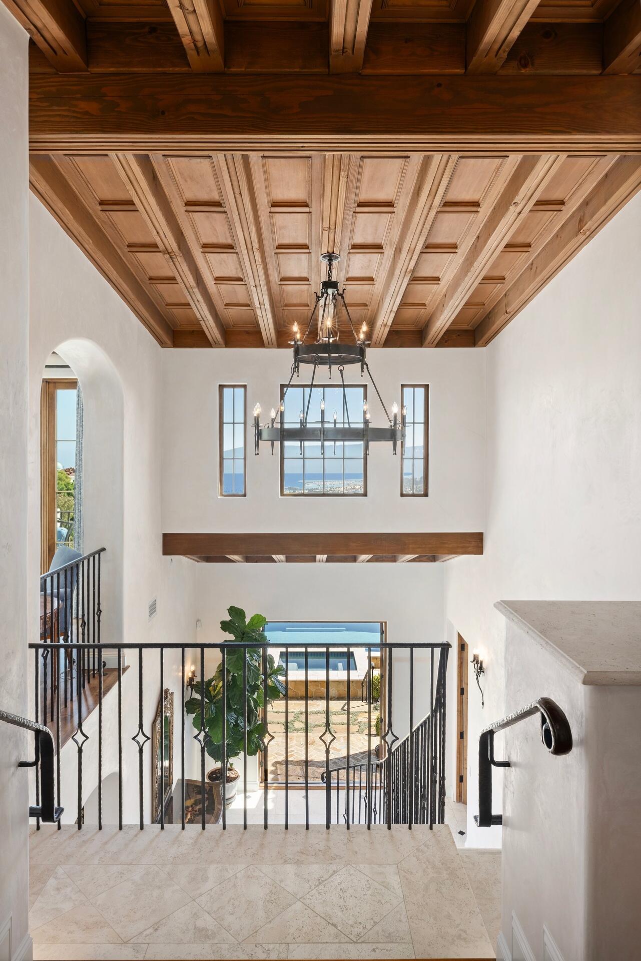 1117 Las Alturas Road Santa Barbara, CA 93103 - Photo 10 of 28 a view of entryway