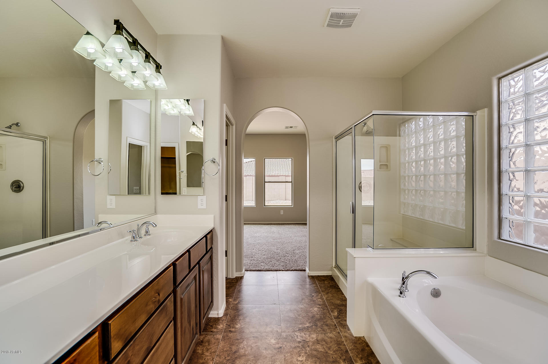 2344 West Corral Road Phoenix, AZ 85041 - Photo 14 of 27 photo_14