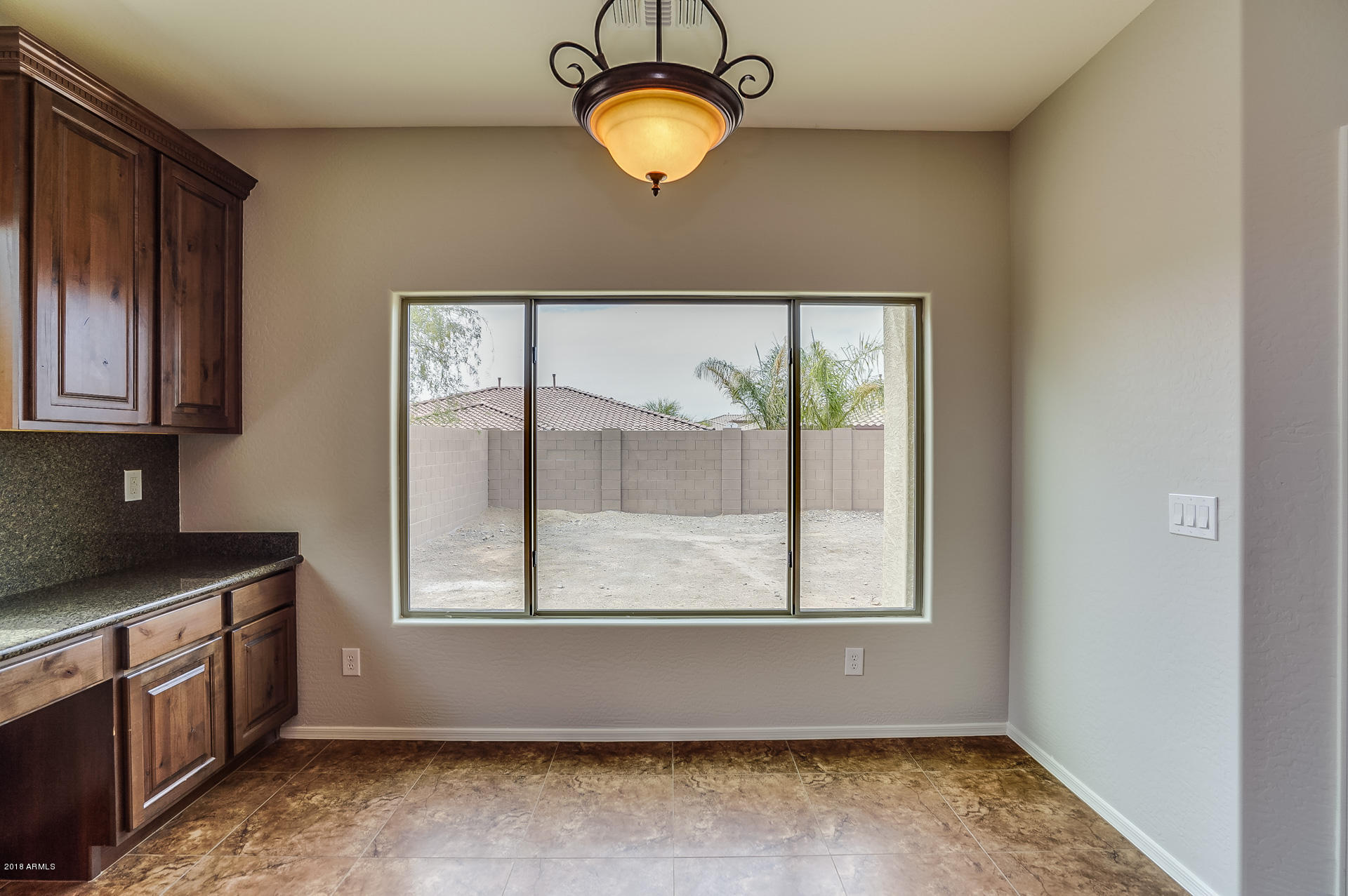 2344 West Corral Road Phoenix, AZ 85041 - Photo 4 of 27 photo_04