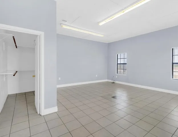 $1,500 | 9678 Interstate 10 Frontage Road, Unit 1, Sealy, TX 77474