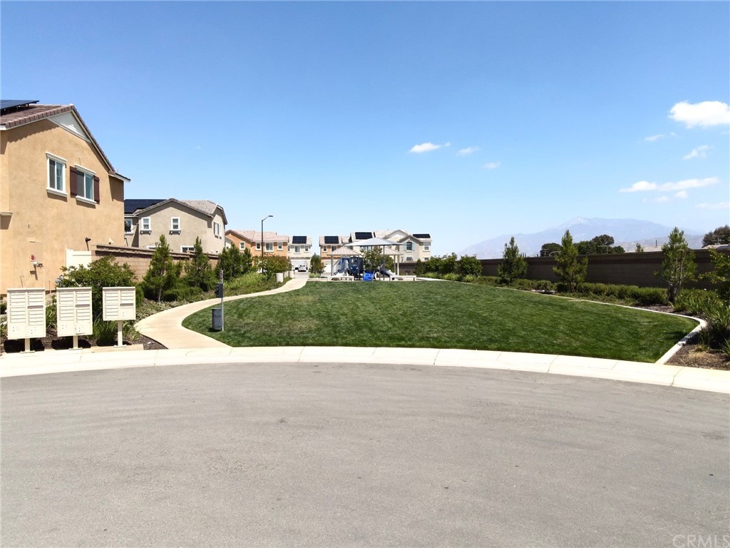 858 Blue Orchid Beaumont, CA 92223 - Photo 31 of 33