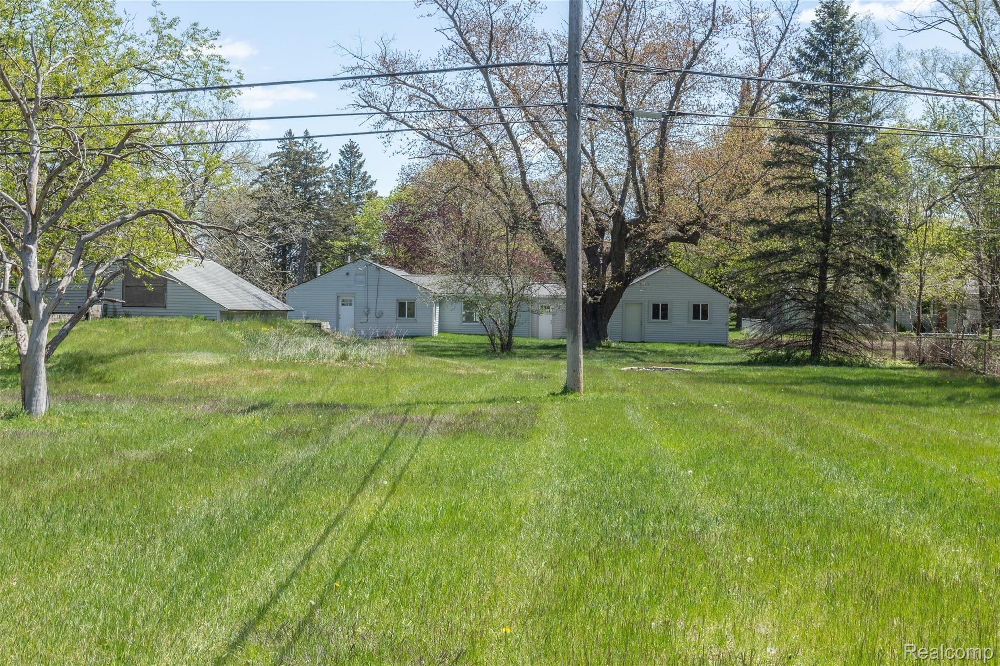 3290 John R Road Rochester, MI 48307 - Photo 44 of 47 John R_3290--back-11.jpg