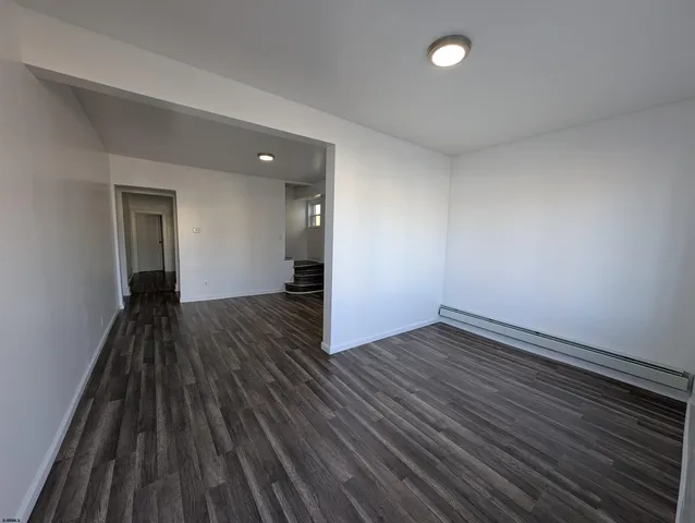 $2,725 | 712 Sewell Avenue, Atlantic City, NJ 08401