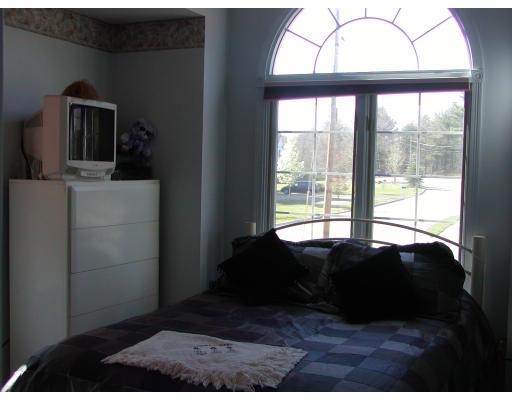 13 Bubbling Brook Road Franklin, MA 02038 - Photo 14 of 16 Gallery Image 14