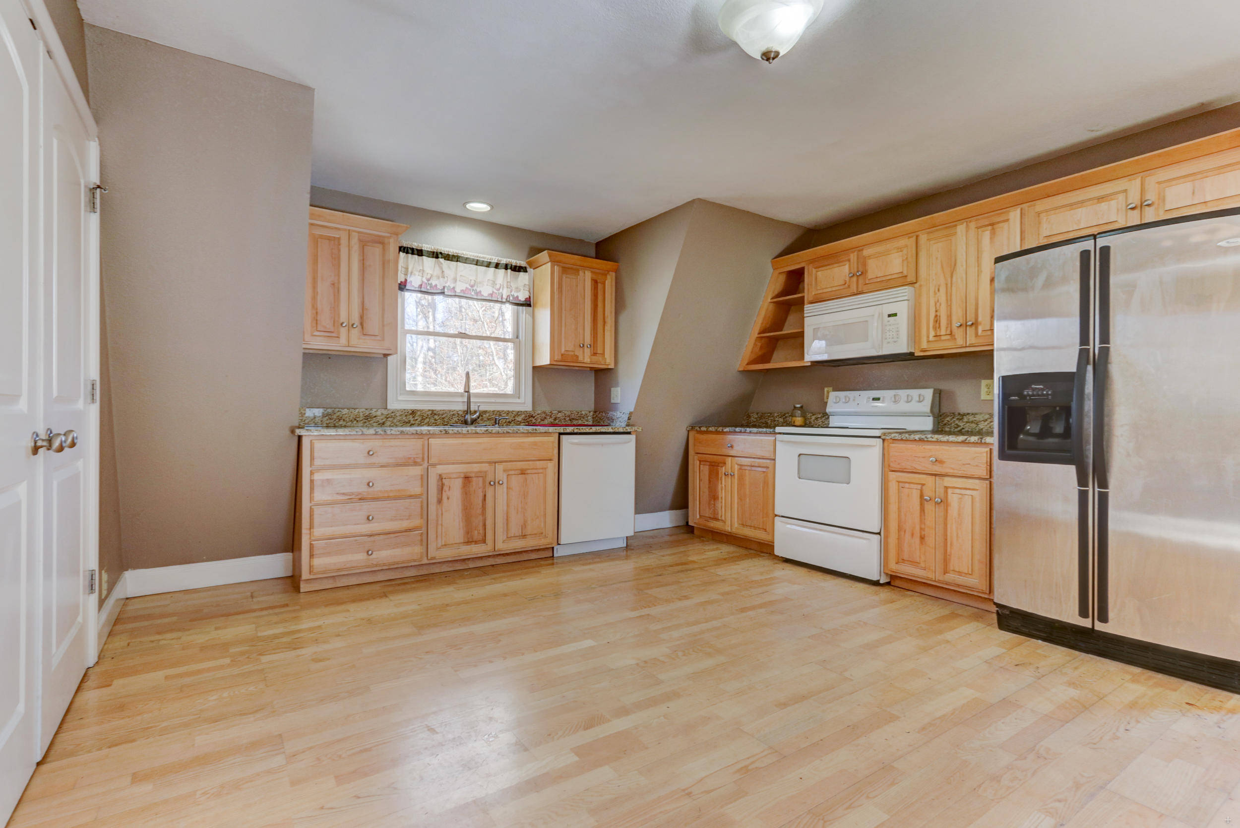 121 Stephens Road Madisonville, TN 37354 - Photo 17 of 29 Positive Perceptions-20