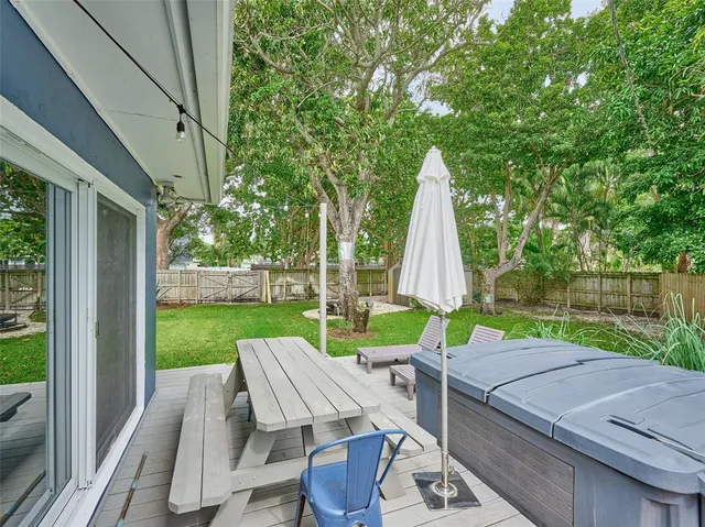 $1,099,000 | 801 Northeast 15th Street, Fort Lauderdale, FL 33304