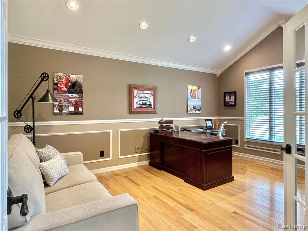 883 Snowmass Drive Rochester Hills, MI 48309 - Photo 26 of 44
