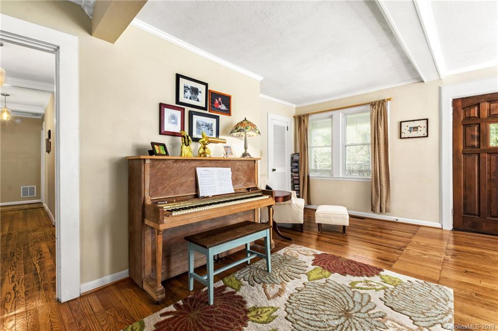 79 Spooks Branch Road Asheville, NC 28804 - Photo 8 of 25 Gallery Image 8