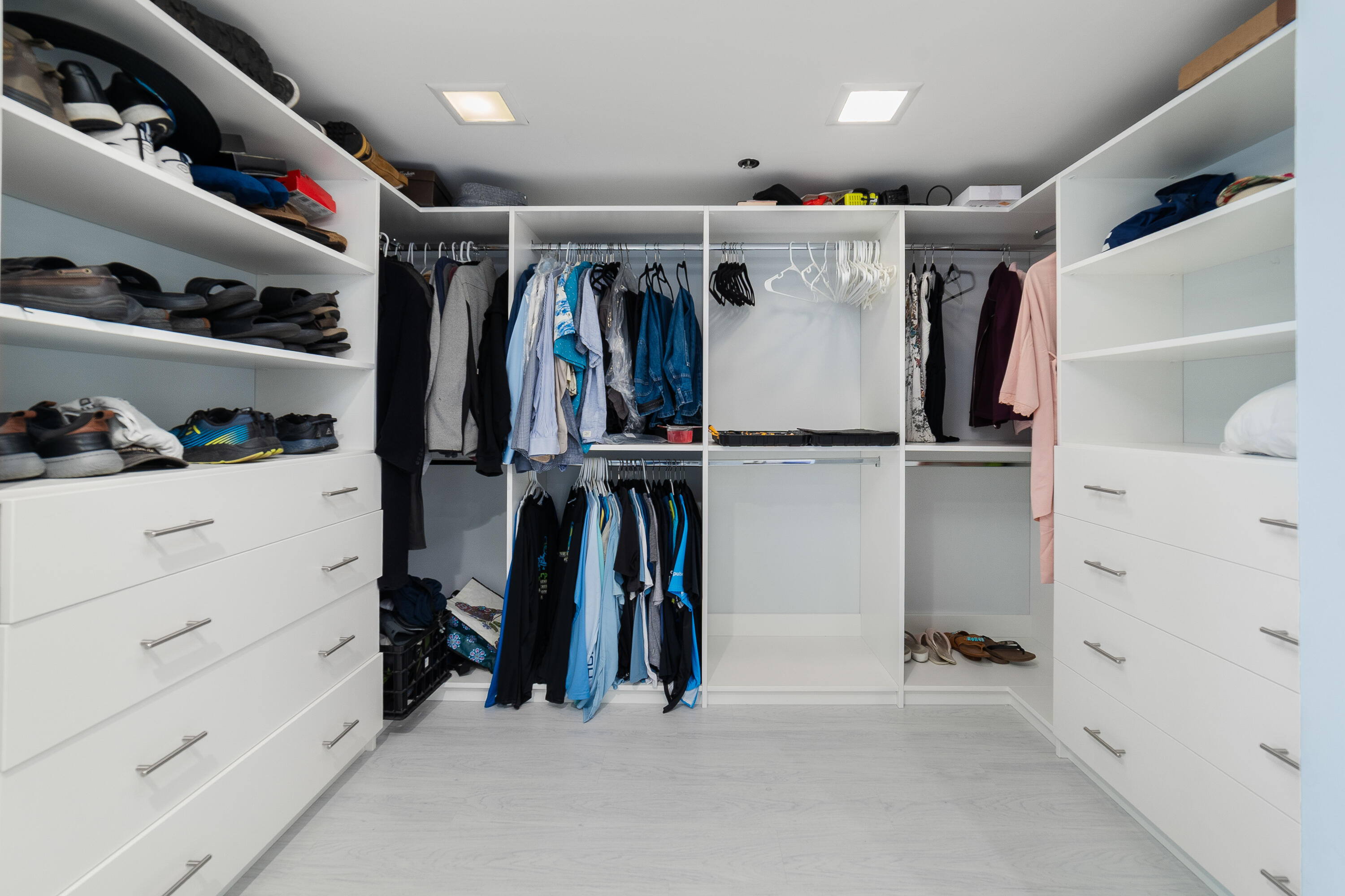 4101 North Ocean Boulevard, Unit 505 Boca Raton, FL 33431 - Photo 19 of 34 Primary closet