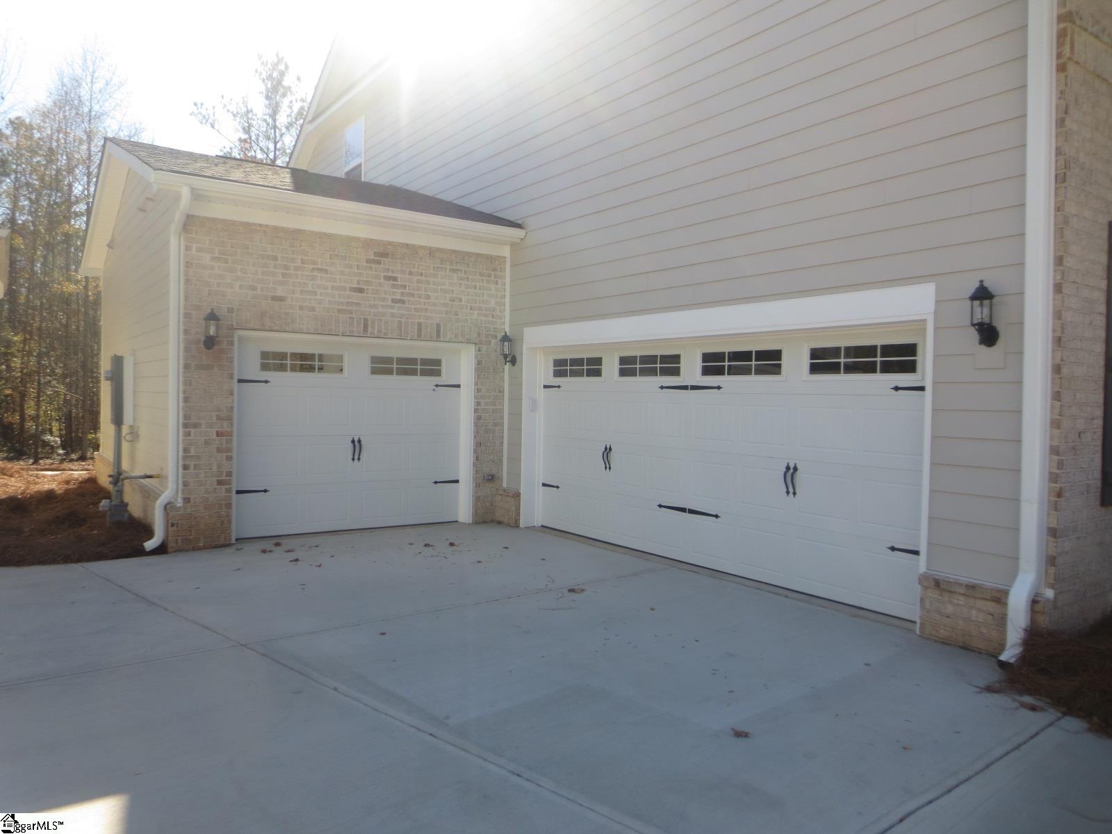 141 Rickys Path Easley, SC 29642 - Photo 4 of 49