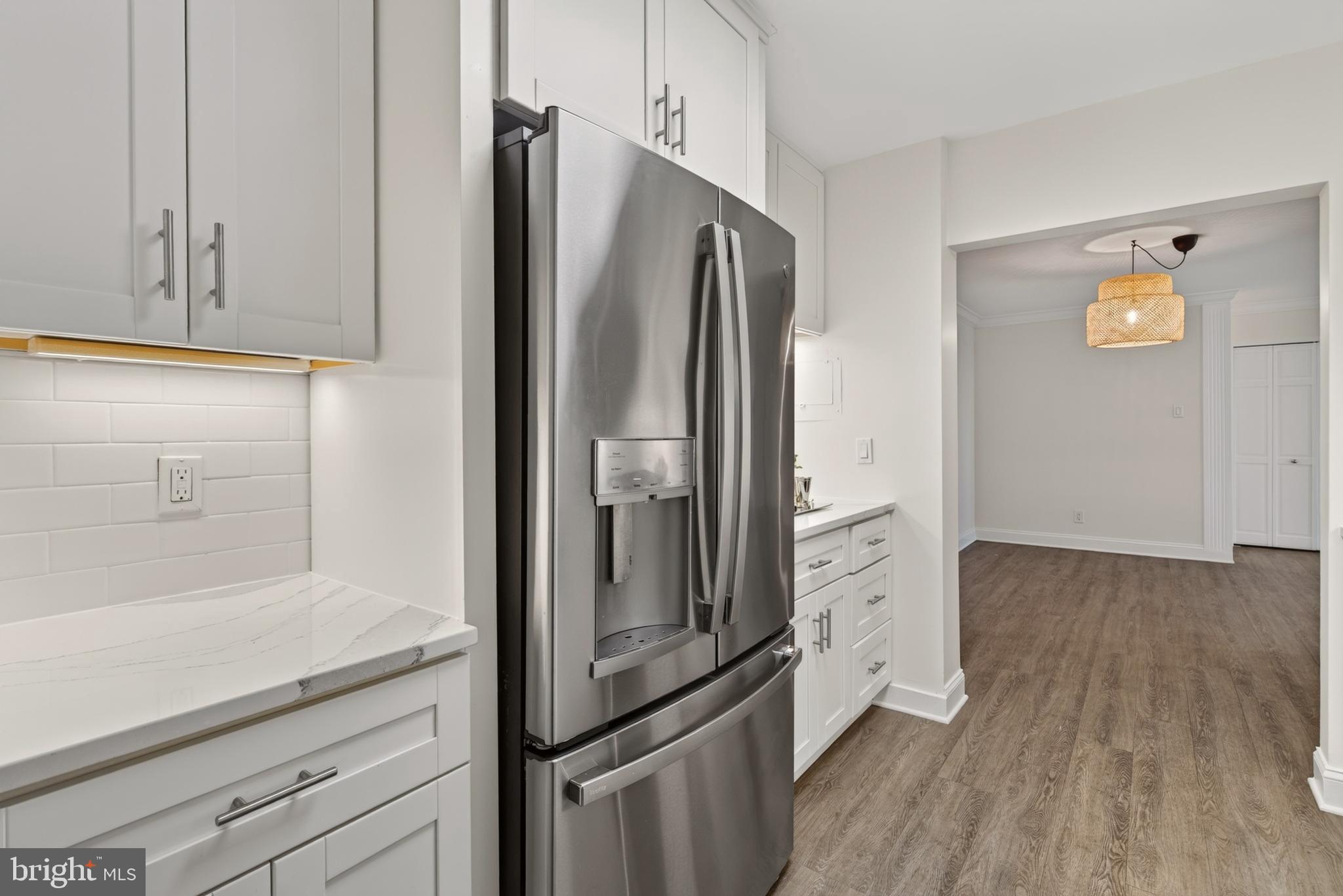 5101 River Road, Unit 1515 Bethesda, MD 20816 - Photo 14 of 33 Kitchen