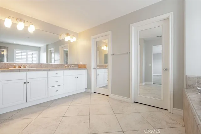 $870,000 | 15751 Snowy Peak Lane, Fontana, CA 92336