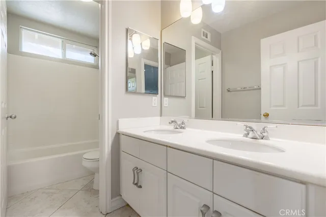 $870,000 | 15751 Snowy Peak Lane, Fontana, CA 92336