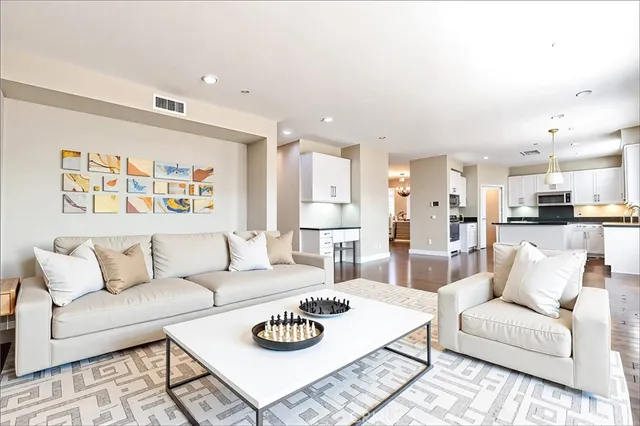 $870,000 | 15751 Snowy Peak Lane, Fontana, CA 92336