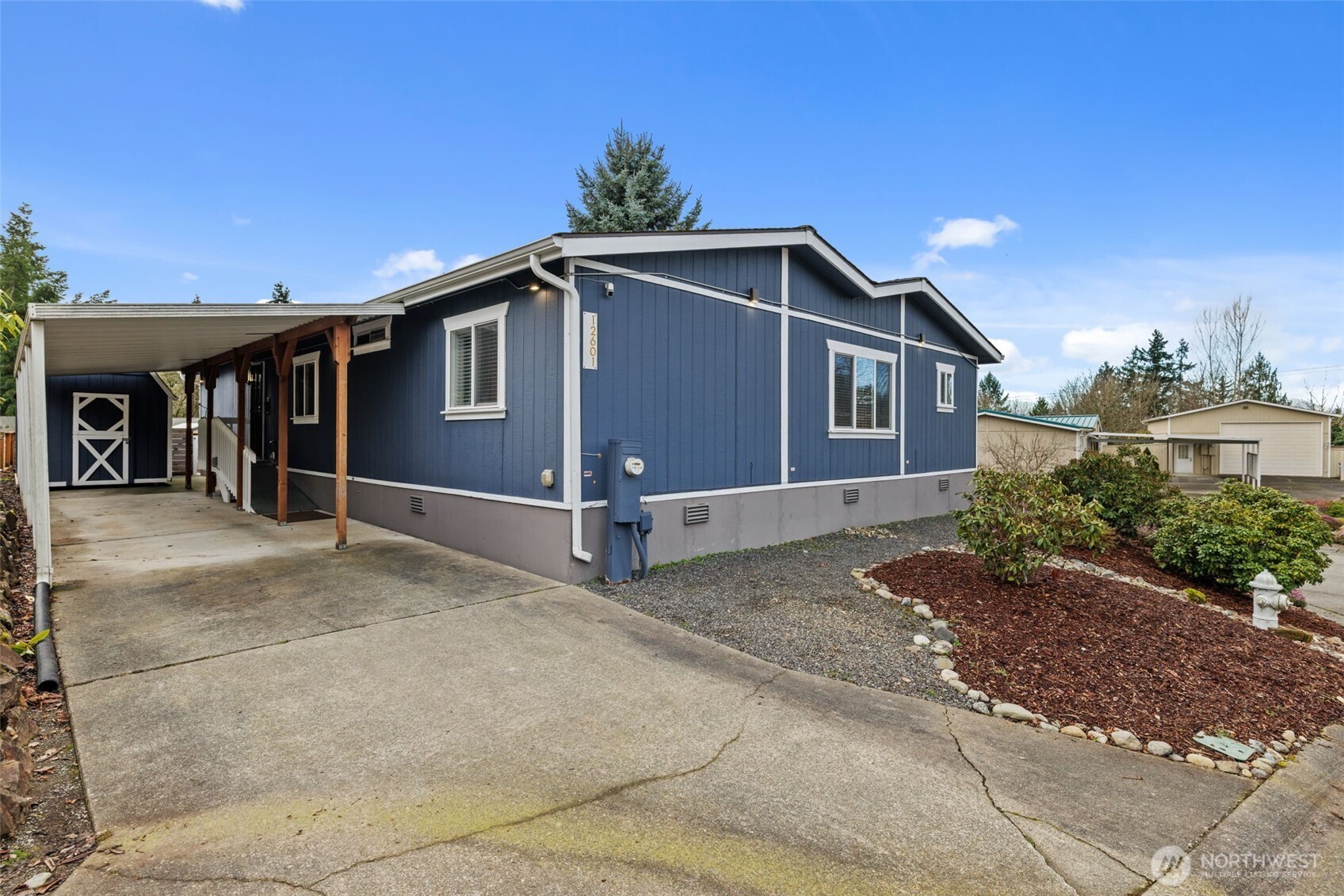 12601 Northeast 197th Street Bothell, WA 98011 - Photo 3 of 38