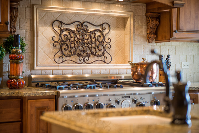 36W481 Hunters Gate Road St. Charles, IL 60175 - Photo 9 of 25