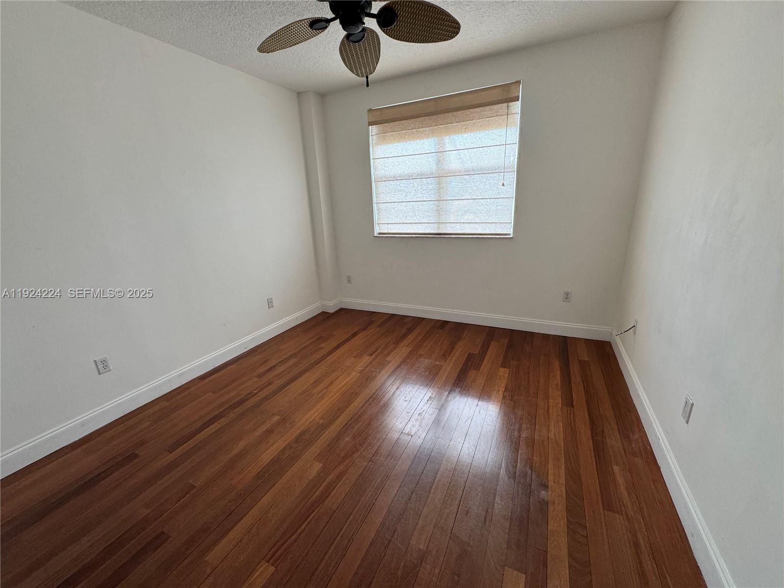 1824 Brickell Avenue, Unit 4C Miami, FL 33129 - Photo 18 of 30 Secondary Bedroom - includes ceiling fan