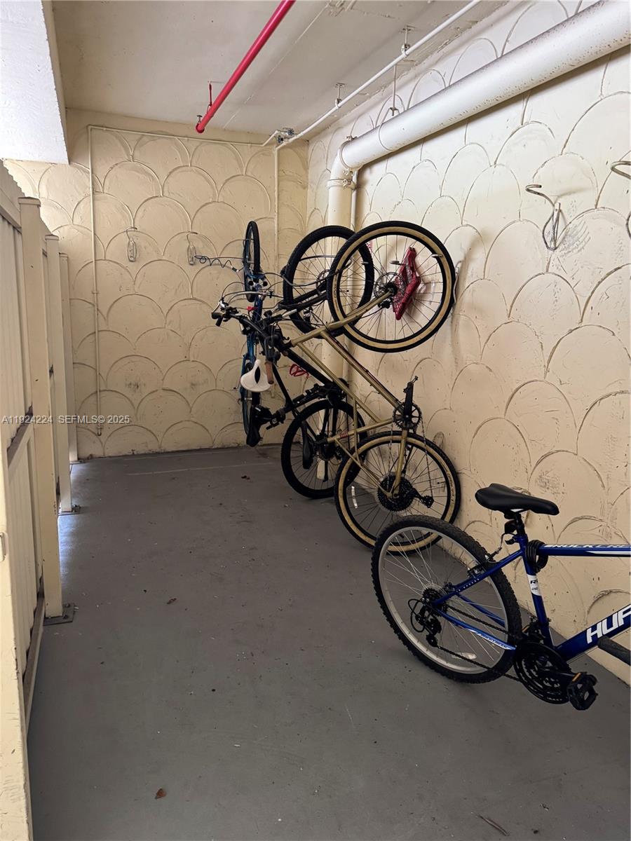 1824 Brickell Avenue, Unit 4C Miami, FL 33129 - Photo 24 of 30 Bicicle Enclosure