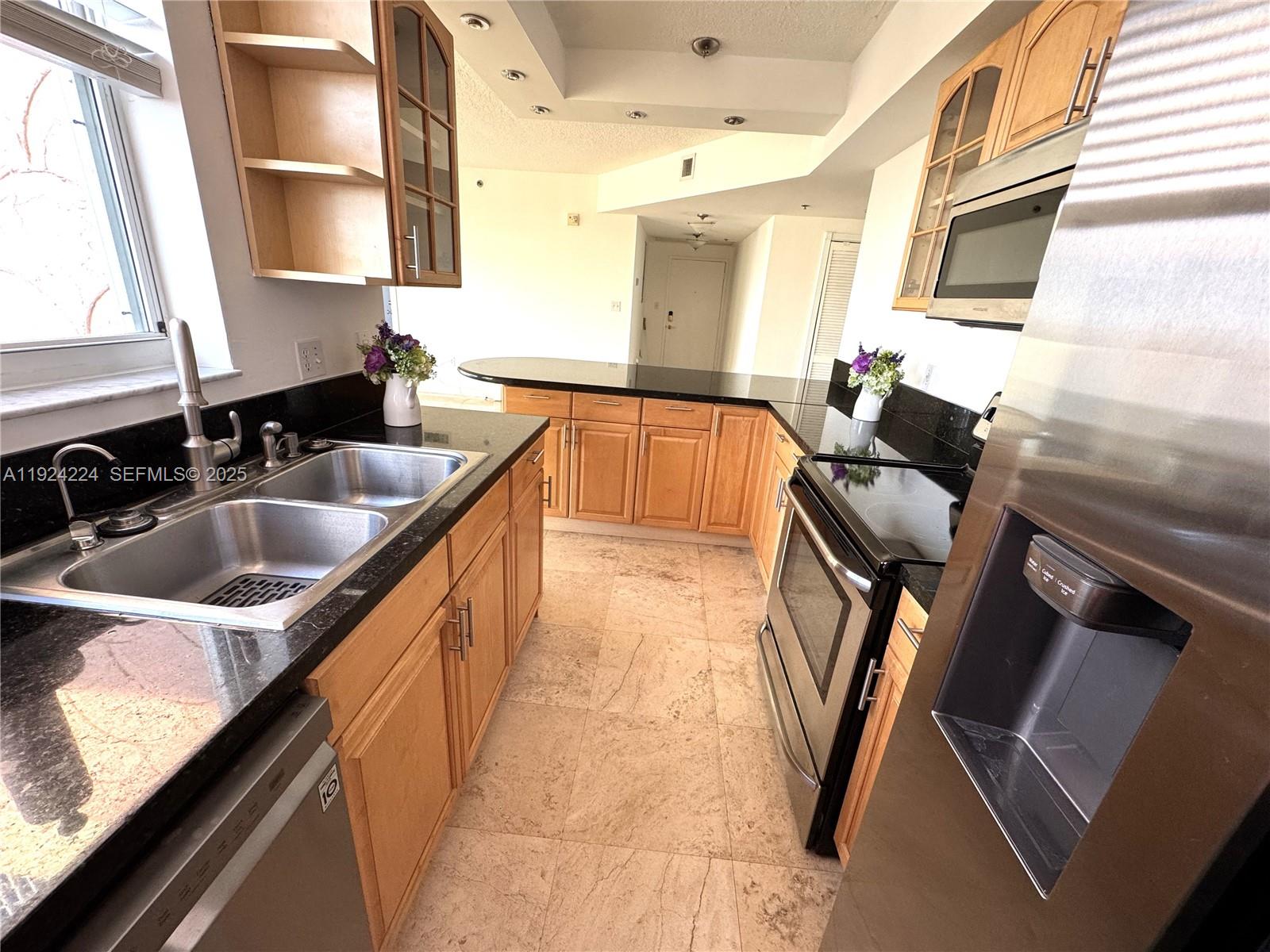 1824 Brickell Avenue, Unit 4C Miami, FL 33129 - Photo 8 of 30