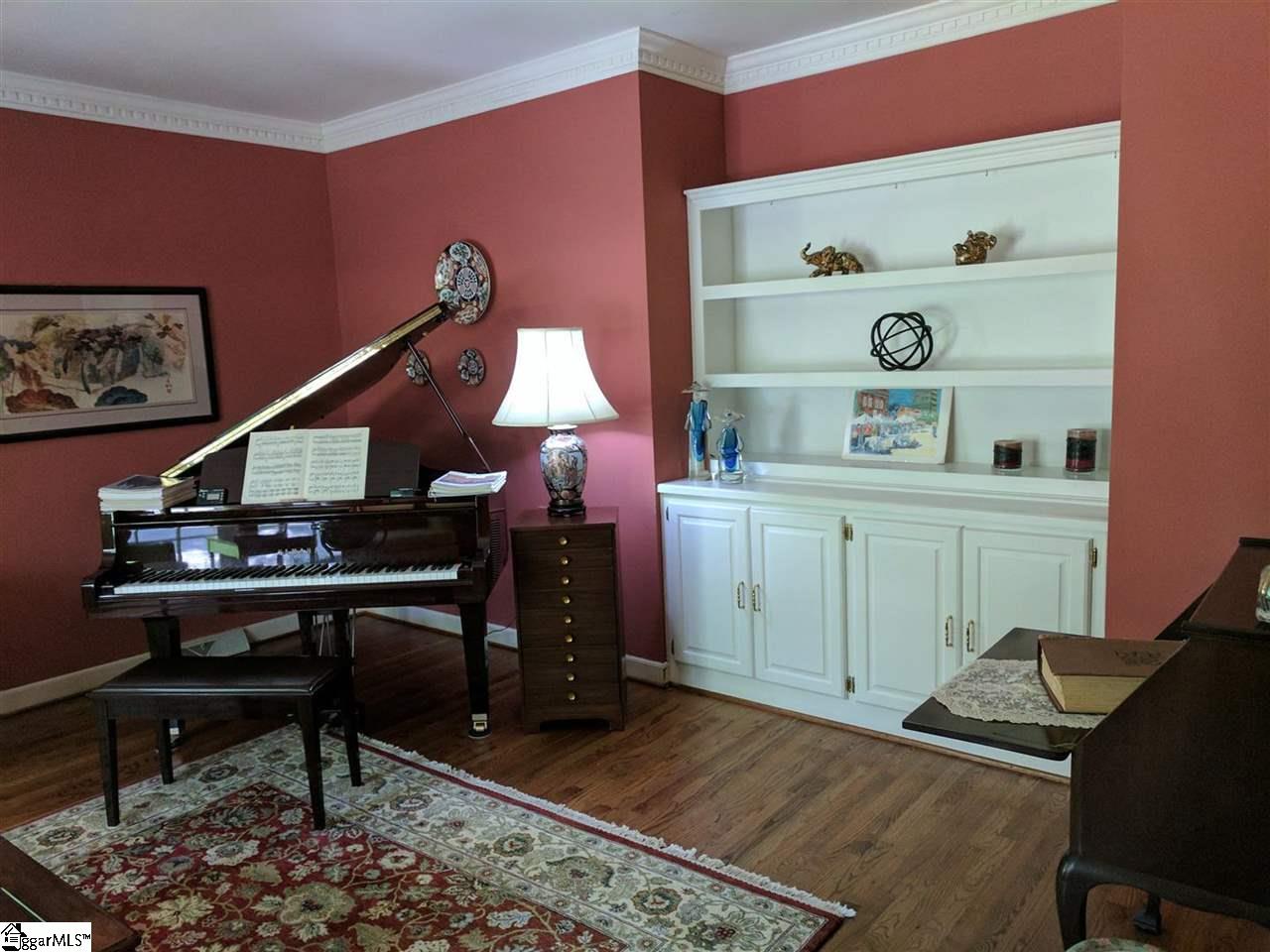 209 Ricelan Drive Simpsonville, SC 29681 - Photo 4 of 24 Gallery Image 4
