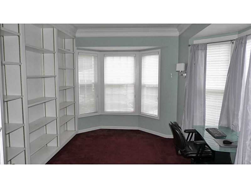 255 Castle Rocks Road Warwick, RI 02886 - Photo 18 of 24 Studio/Study/Office.